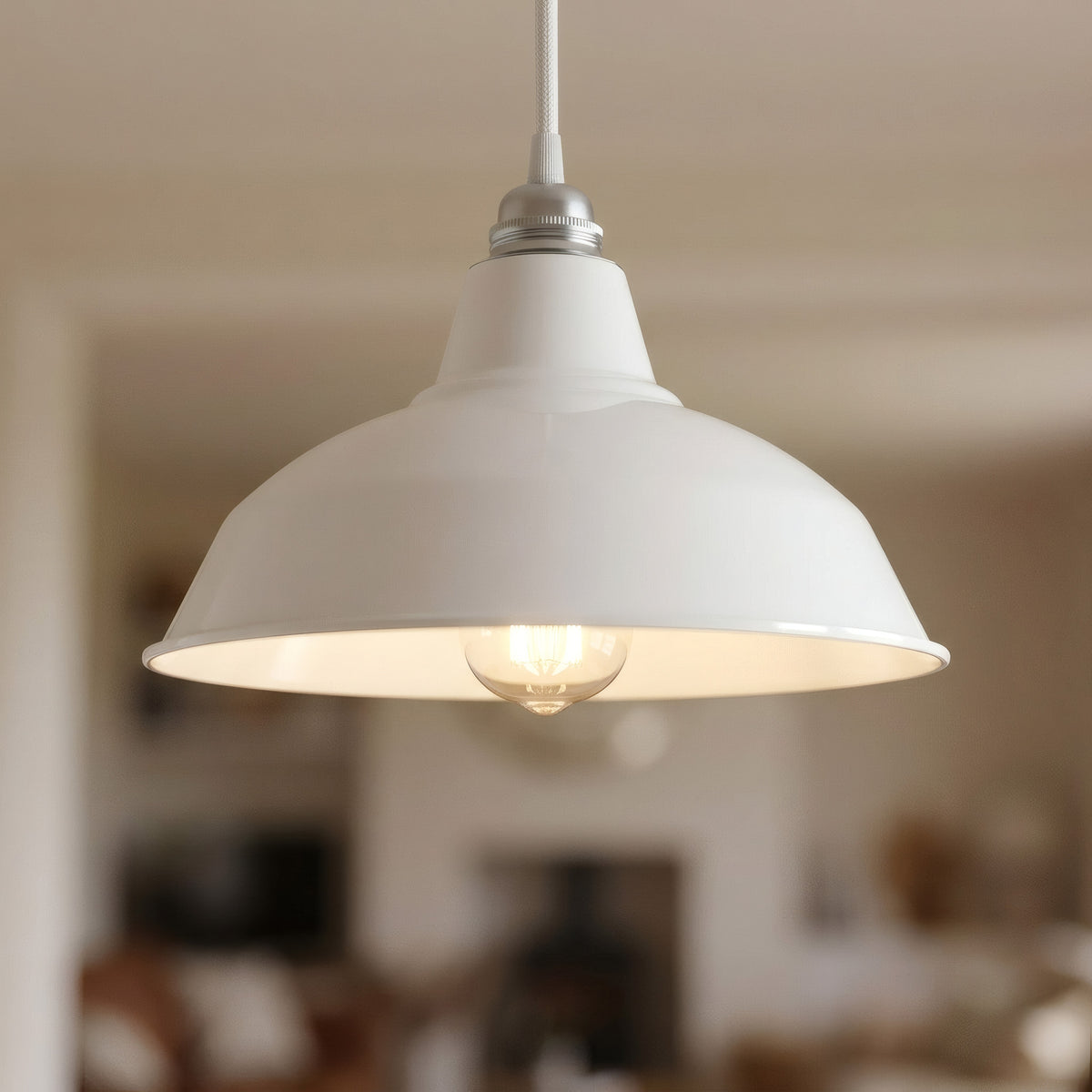 Abat-jour conique en métal peint Ø 30 cm pour douille E27