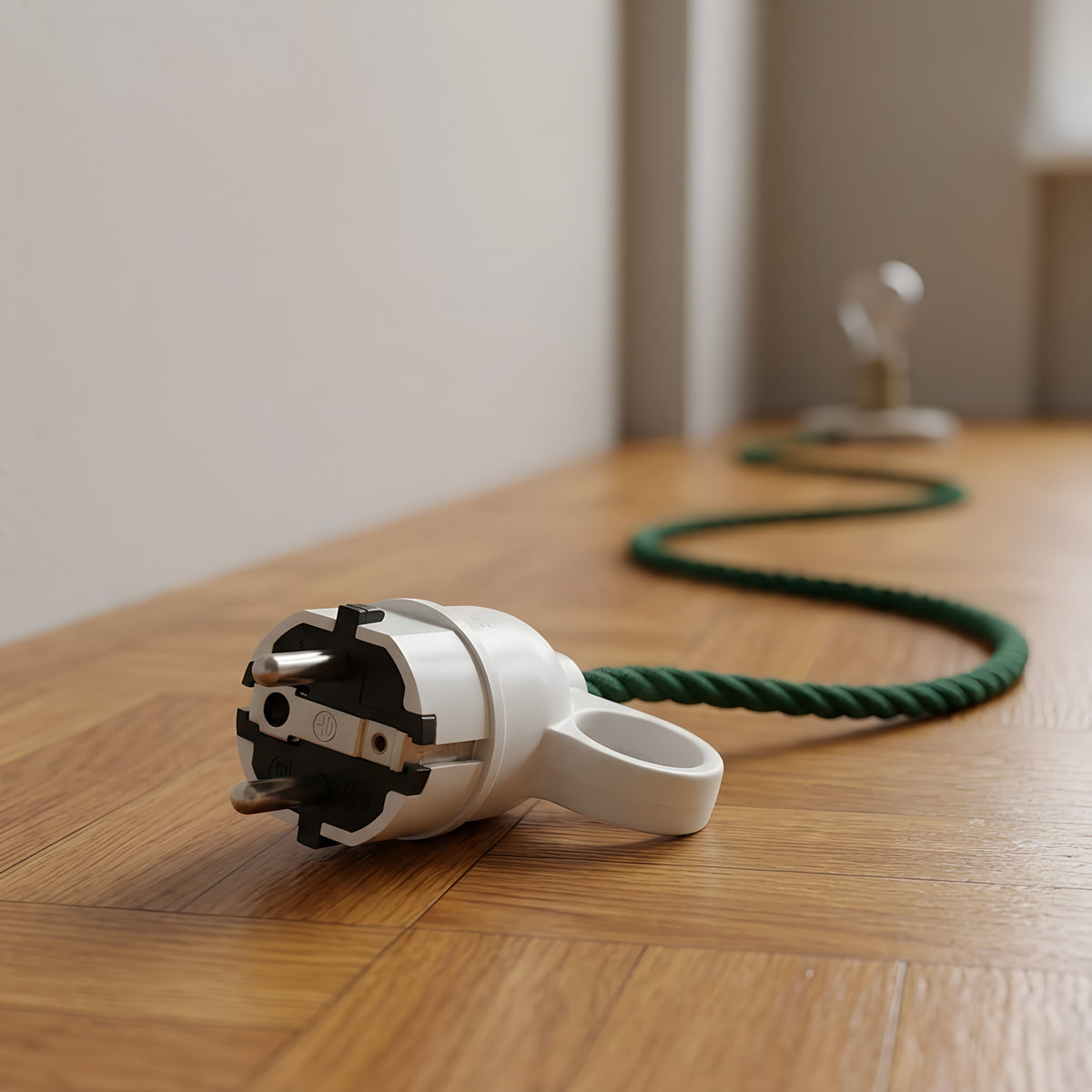 Fiche mâle Schuko avec anneau extracteur