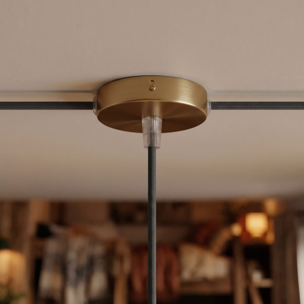Mini rosace cylindrique en métal, Ø 83 mm — 1 trou central et 2 latéraux / Conique thermoplastique / Bronze satiné