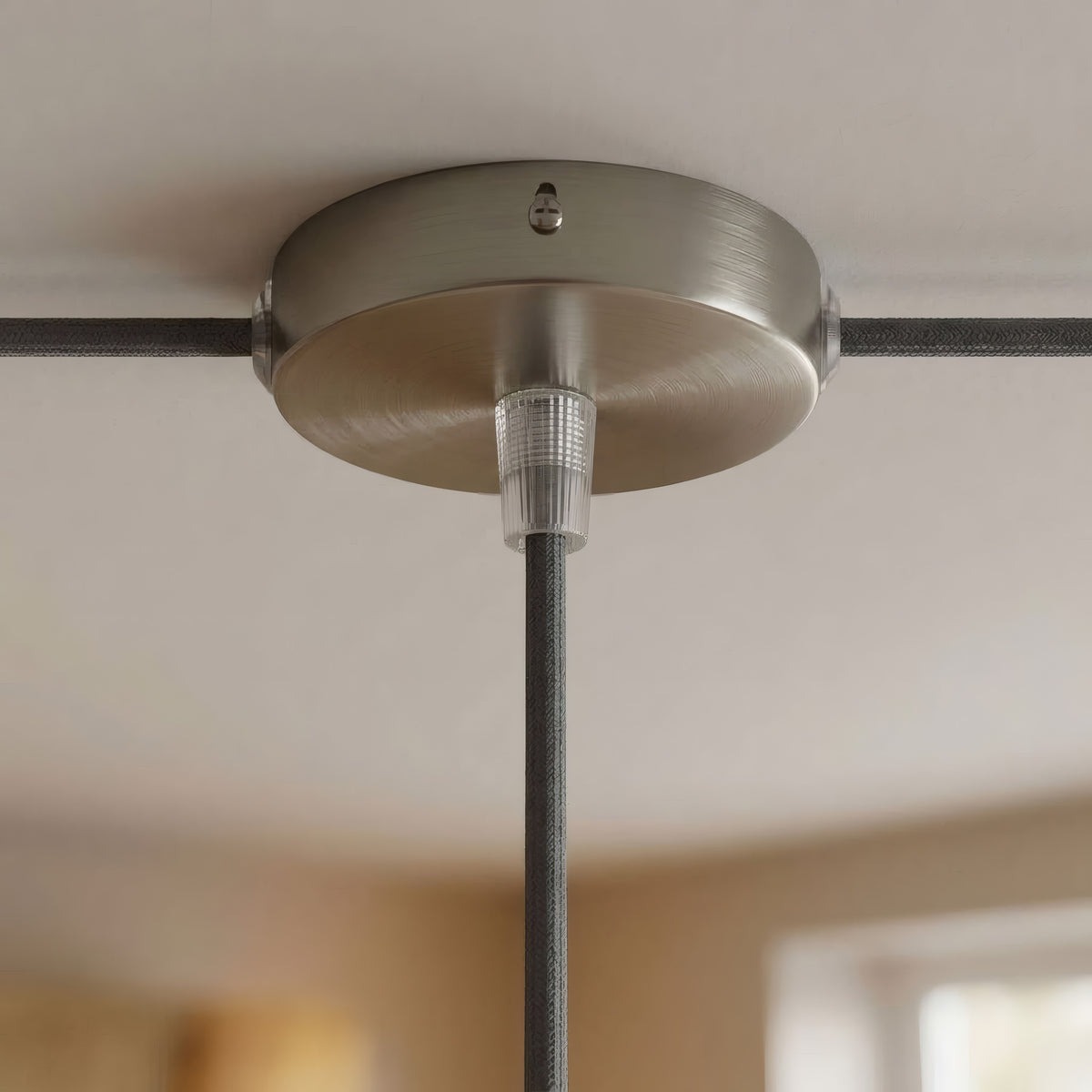 Mini rosace cylindrique en métal, Ø 83 mm — 1 trou central et 2 latéraux / Conique thermoplastique / Titane satiné