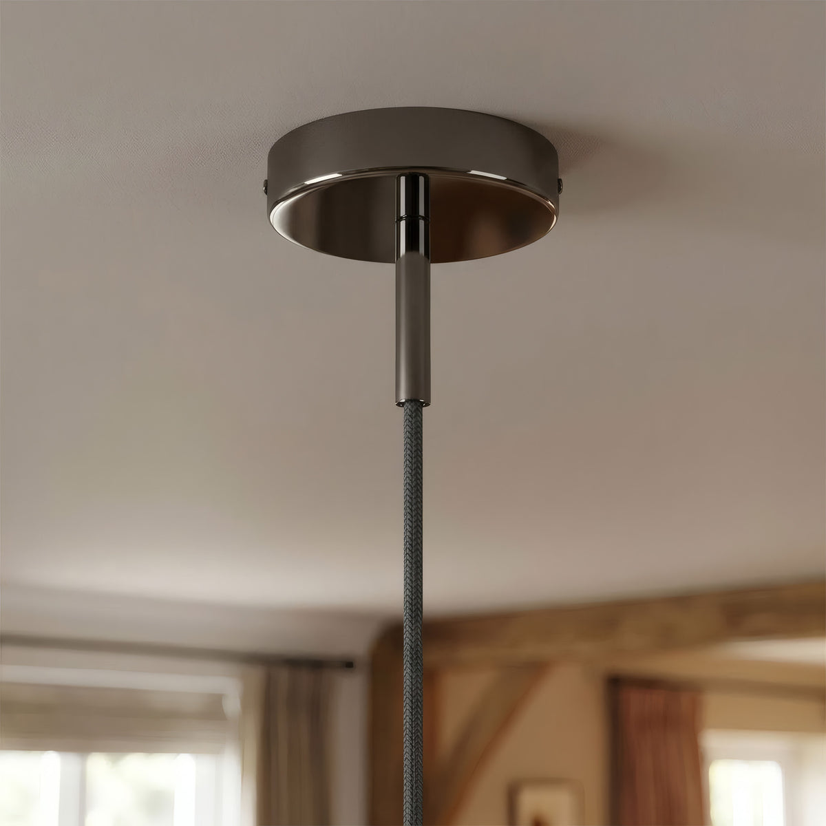 Rosace cylindrique en métal avec serre-câble de 7 cm — Perle noire
