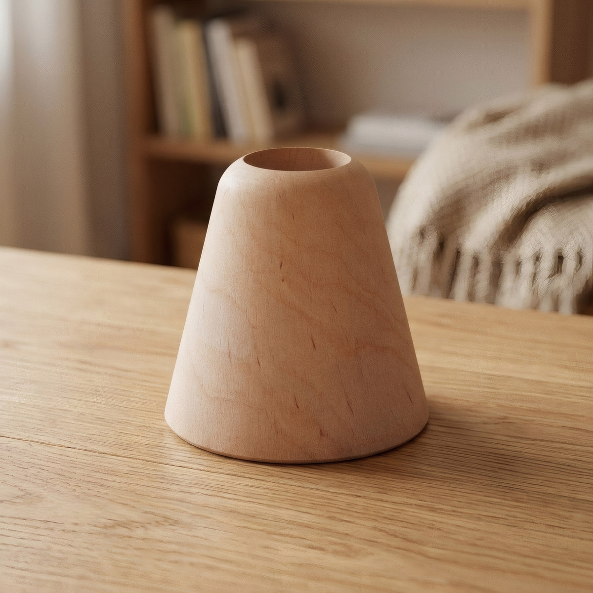 Socle de lampe conique en bois d'aulne pour douille E27